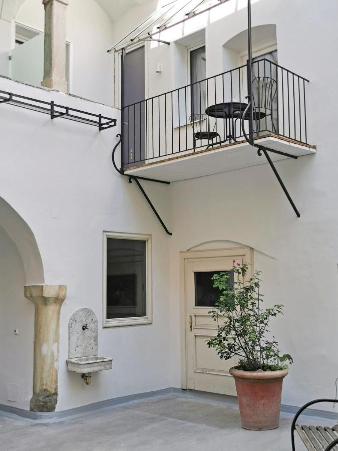 Stylische Cityapartments Benedikt Klagenfurt am Woerthersee Exterior photo